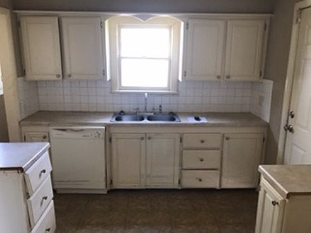 3rd image of 727 NW 17th St