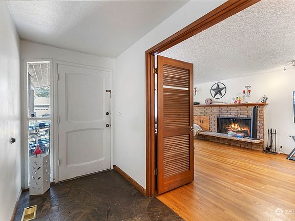 3rd image of 15433 SE 275th Street