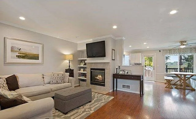 1512 Westin Dr — Photo 3