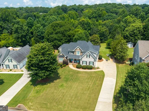 116 Royal Oaks Dr, Canton, GA 30115