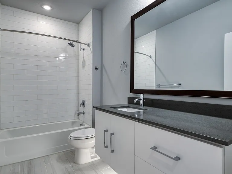 Tacara Westpointe Village — Photo 30
