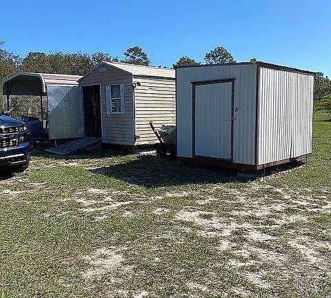Sheds and Carport