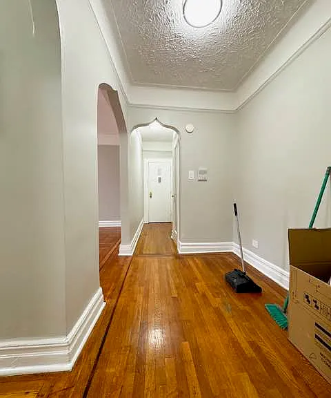 111 E 21st St #2 — Photo 9