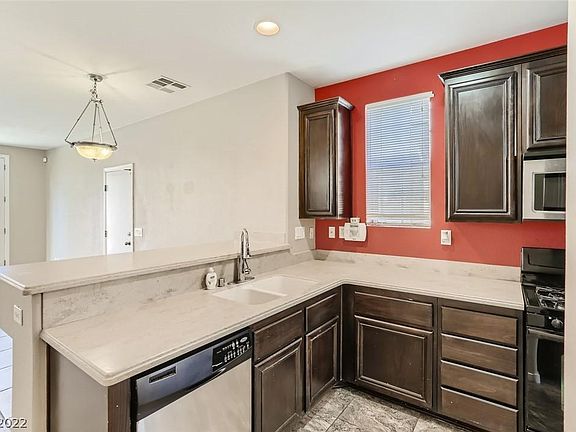 5th image of 5261 Pendergrass St