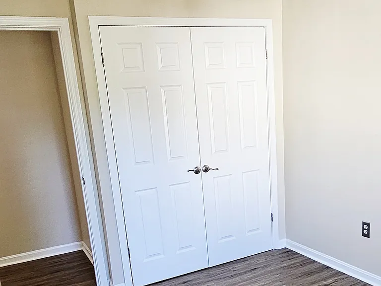 17519 Longview Ln — Photo 24