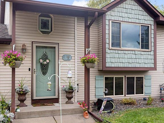 5th image of 3488 Essen Rd NE