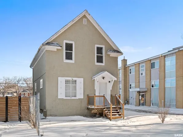 2111 OSLER STREET, Regina, SK S4P 1W7