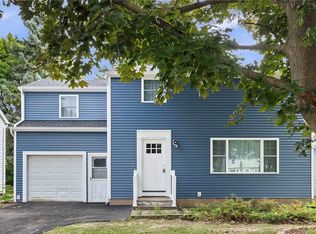 167 Lattimore Rd, Rochester, NY 14620