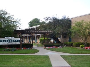 607 E Prospect Ave, Mount Prospect, IL 60056