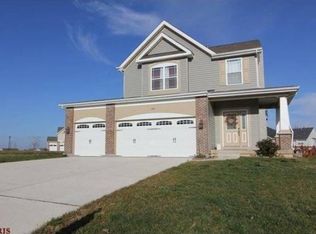 233 Sunset Villa Cir, O'Fallon, MO 63366