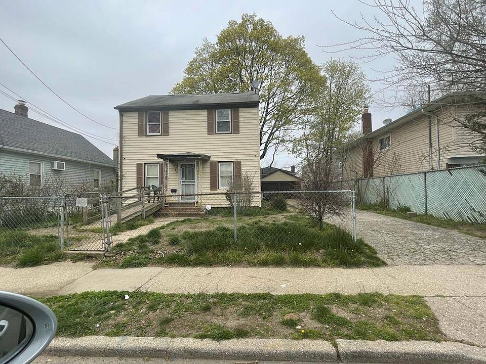 1st image of 45 Sycamore Ave