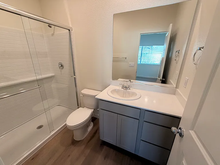 8406 Vermilion Dr — Photo 6
