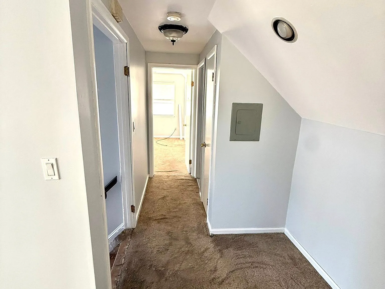 W 13th St, Deer Park — Photo 4