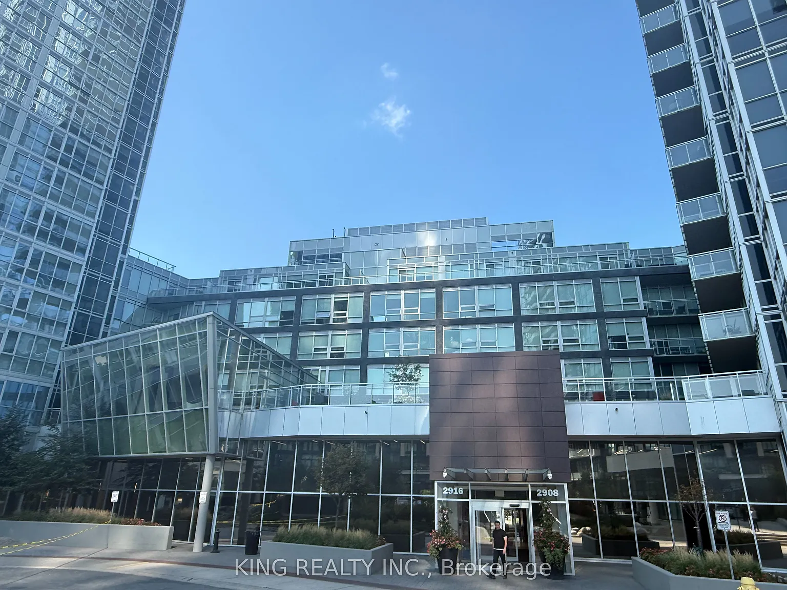 1 bed, $2,250 — Photo 4