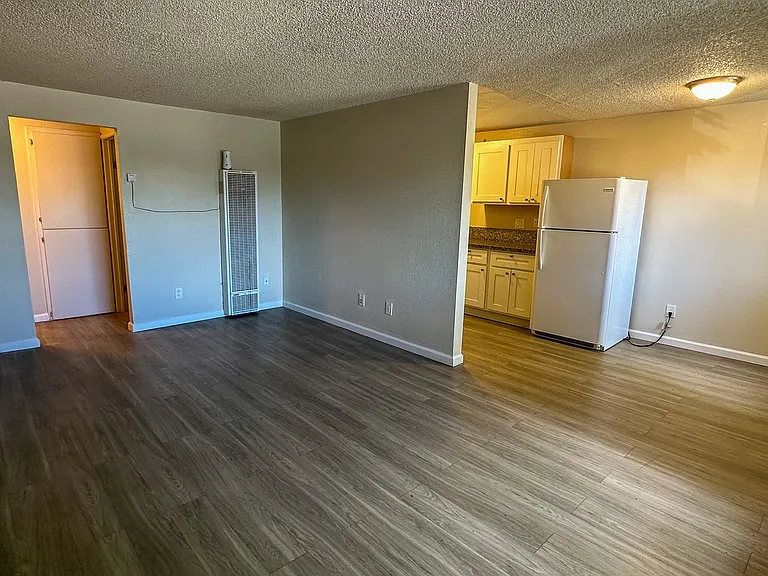 Mountain Vista Apartments — Photo 18