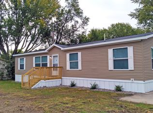 201 York Dr, Osseo, MN 55369