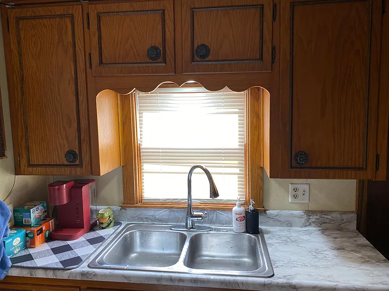 116 W Maple St — Photo 6
