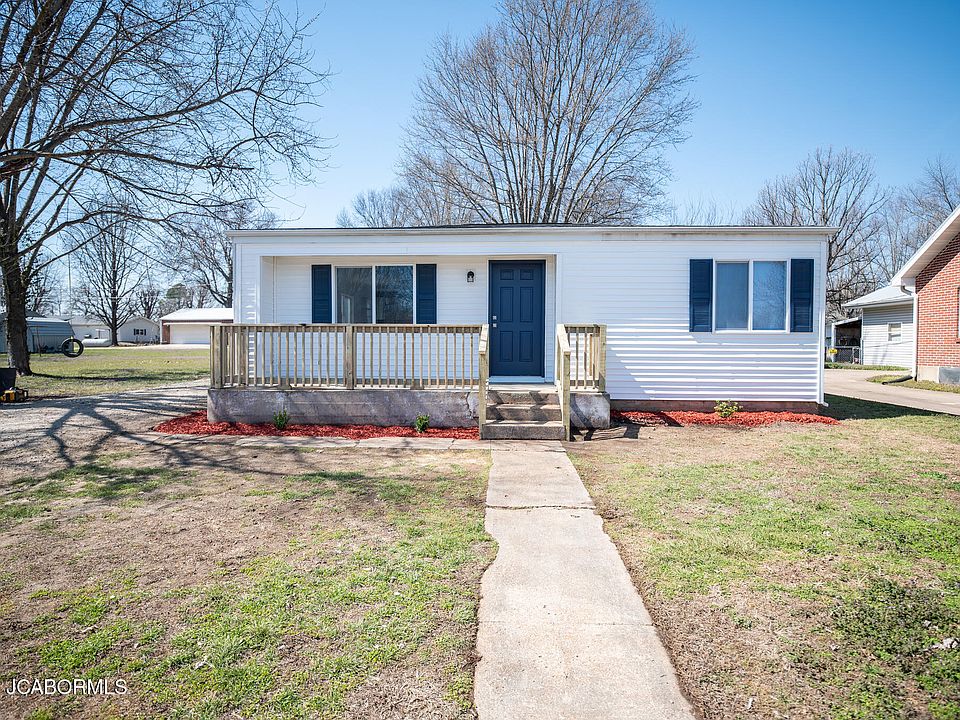 1st image of 704 S Taylor Ave