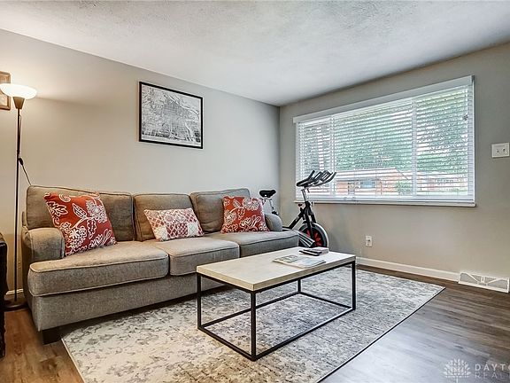 5th image of 2536 Bauer Ave