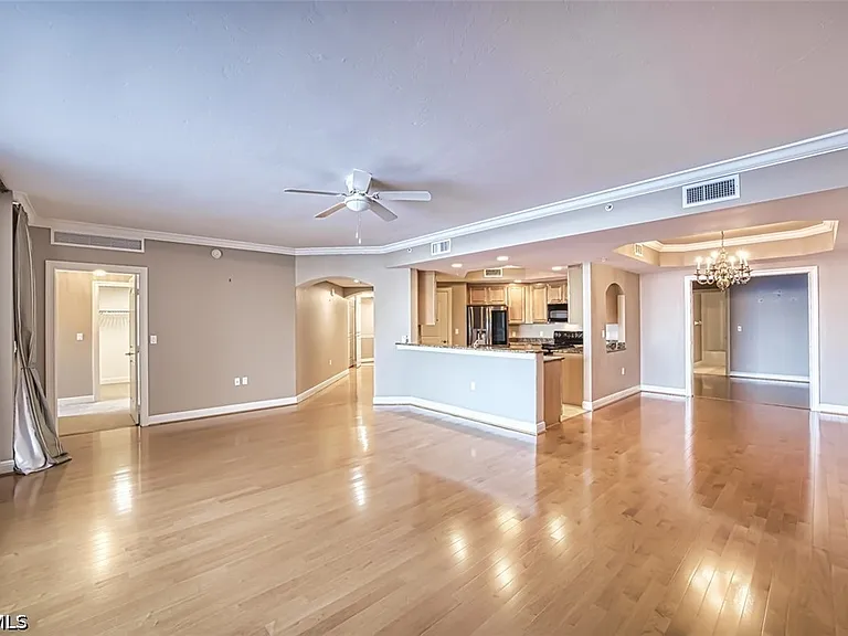 2090 W 1st St #G1607 — Photo 14