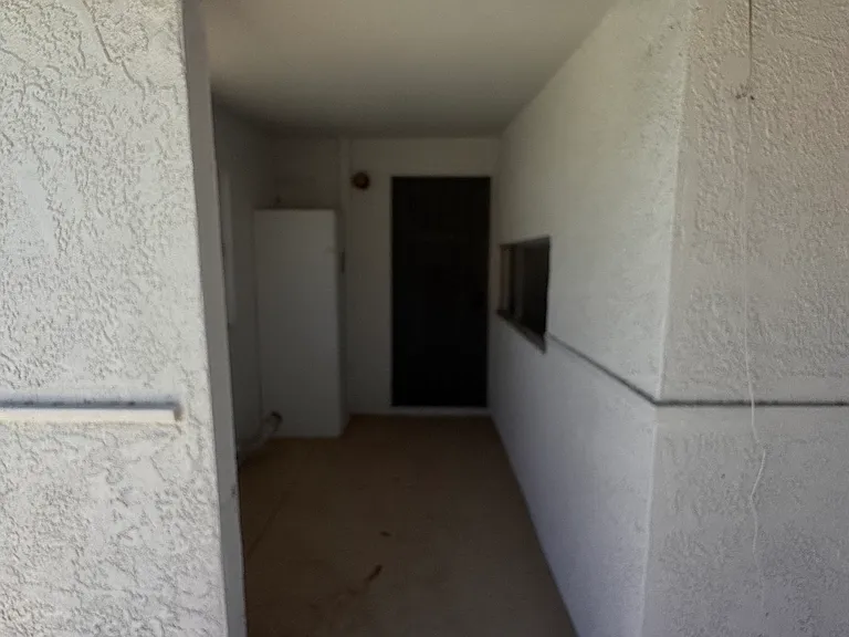 290 E 26th Pl — Photo 9