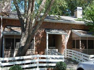 323 Quail Run, Roswell, GA 30076