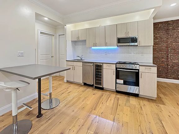 3rd image of 946 Bushwick Ave #331