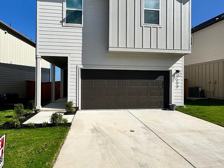 172 Sycamore Pines Ln — Photo 1