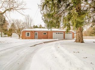 700 Vera Cruz St, Jackson, MI 49203
