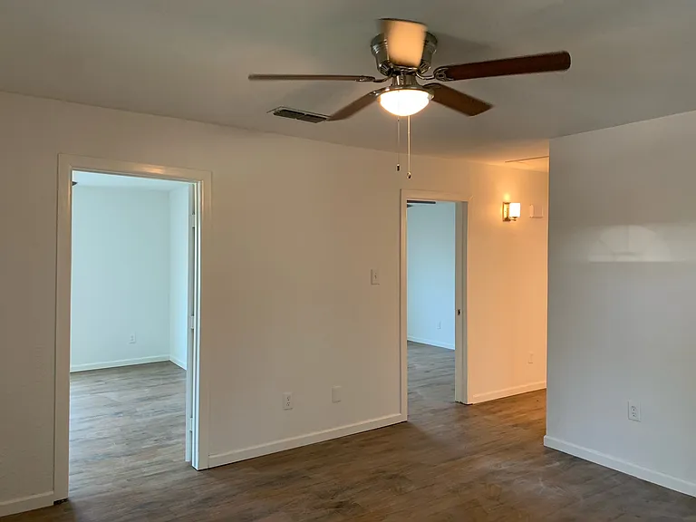 3901 Bois D Arc St — Photo 19