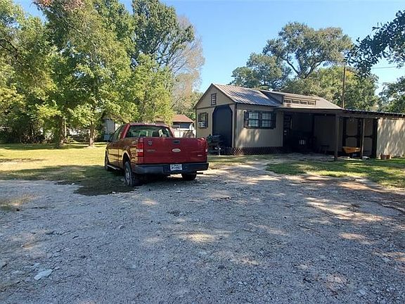 2nd image of 22281 Dogwood Dr