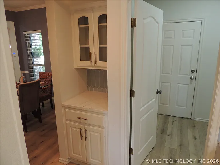 4416 W Indianola St — Photo 31