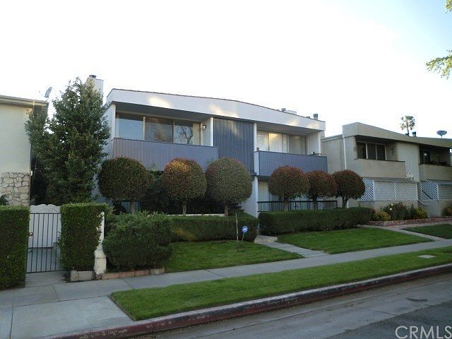 1st image of 4209 Whitsett Ave APT 2