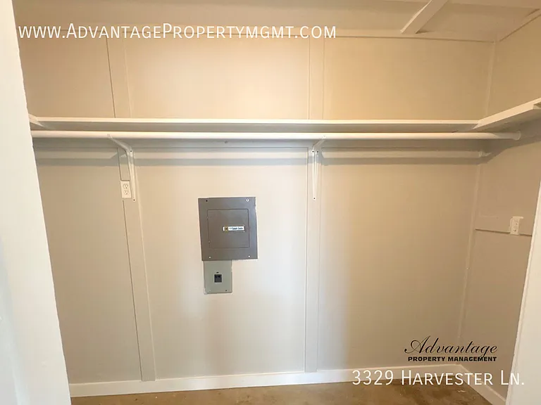 3329 Harvester Ln — Photo 17