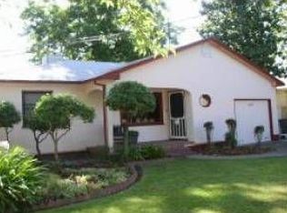 2015 Sequoia St, Redding, CA 96001