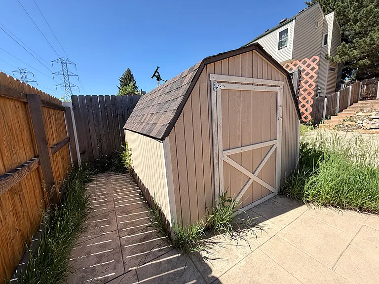 3410 S Halifax Way — Photo 31