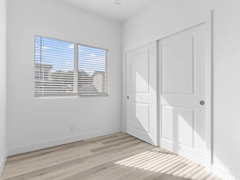 12602 Kensington Lane — Photo 17