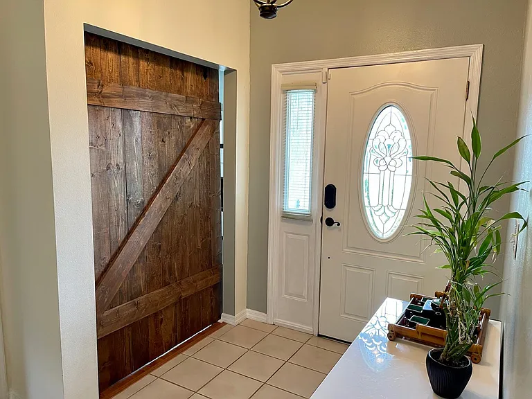 3658 Joshua Ln — Photo 6