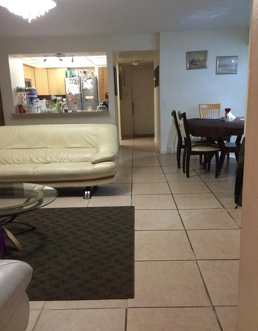 3 bed, 1130 sqft, $2,600 — Photo 3