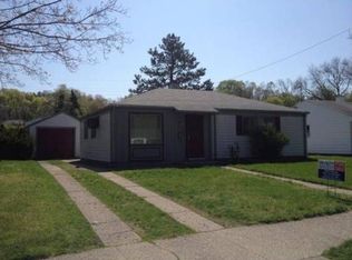 932 E Chippewa Ave, South Bend, IN