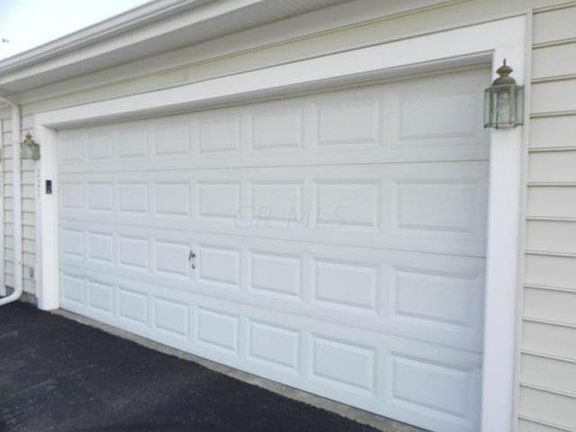 3rd image of 219 Shannon Ln