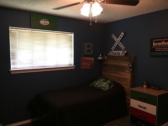 4th image of 904 Crooked Oak Dr