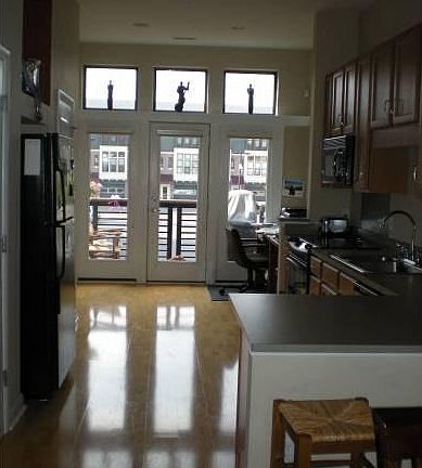 Kitchen and Appliances