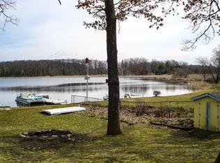 4326 Rockcroft Blvd, Clarkston, MI 48346