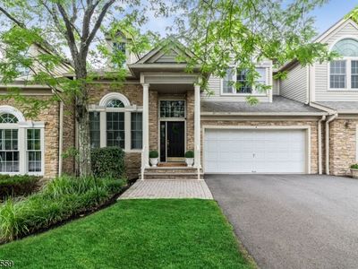 4 Alpine Dr, North Haledon, NJ, 07508