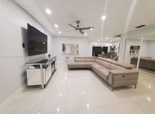 9029 SW 113 Place Cir W #9029, Miami, FL 33176