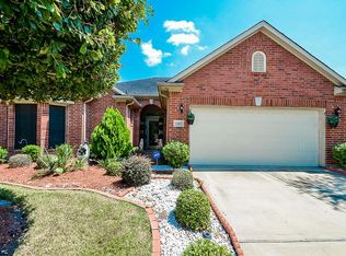 13407 Sherman Oaks Dr, Houston, TX 77085