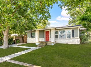 730 S Mesquite Ave, New Braunfels, TX 78130