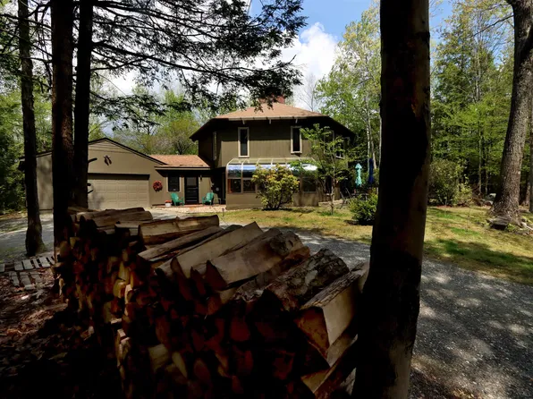57 Wildwood Road, Chesterfield, NH 03462