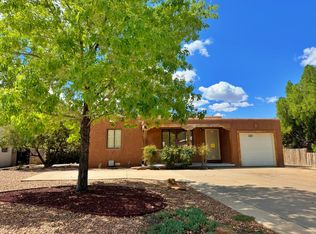 533 Arizona St SE, Albuquerque, NM 87108